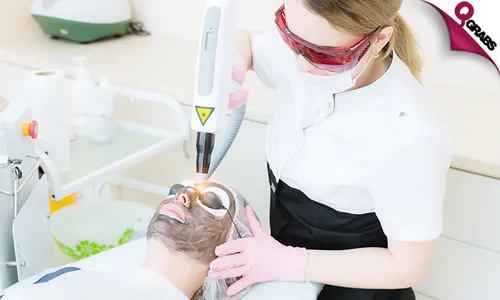 Carbon Laser Facial Treatment for Ladies & Men!